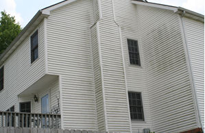 window cleaning, gutter cleaning and maintenance, siding cleaning